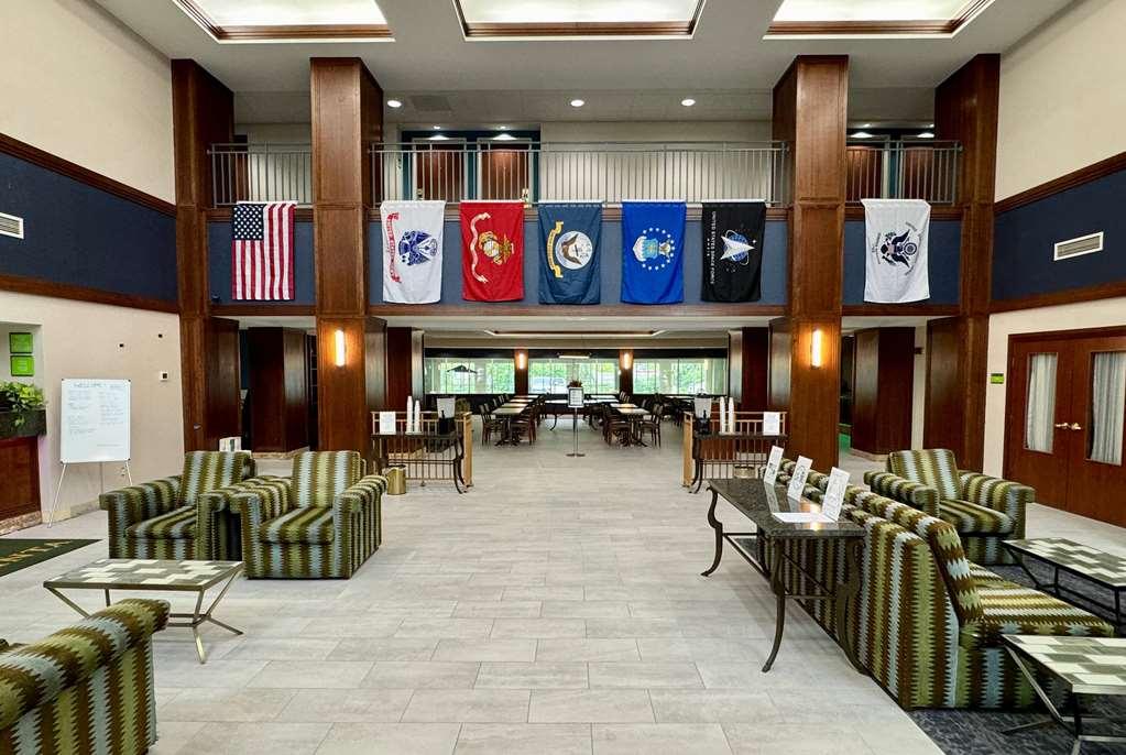 La Quinta By Wyndham Bannockburn-Deerfield Hotel Interior photo