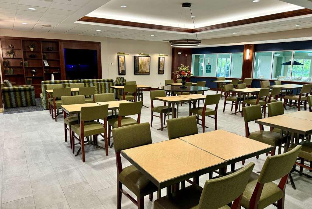 La Quinta By Wyndham Bannockburn-Deerfield Hotel Restaurant photo